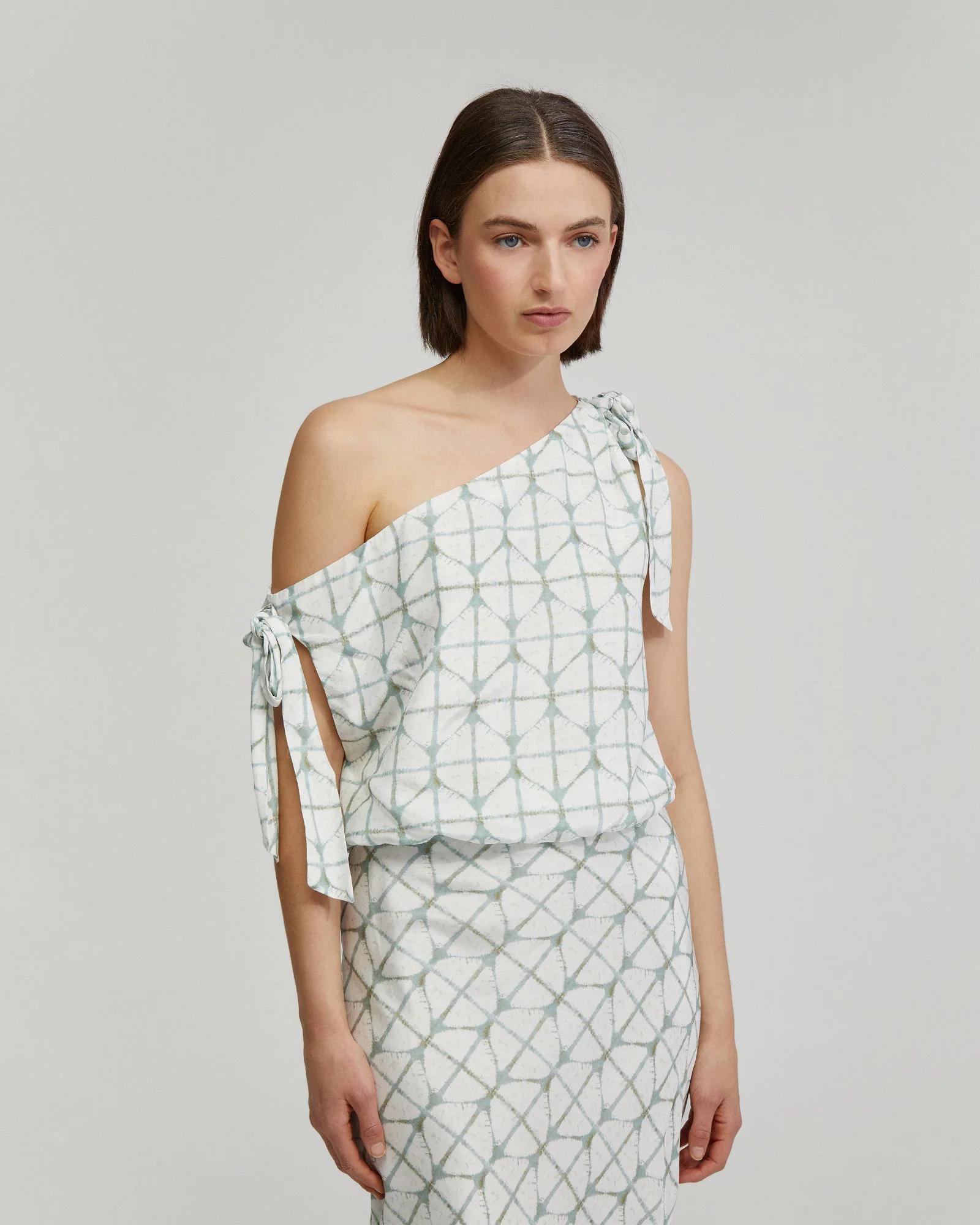 Sandy Printed Tie Up Top - Image 5