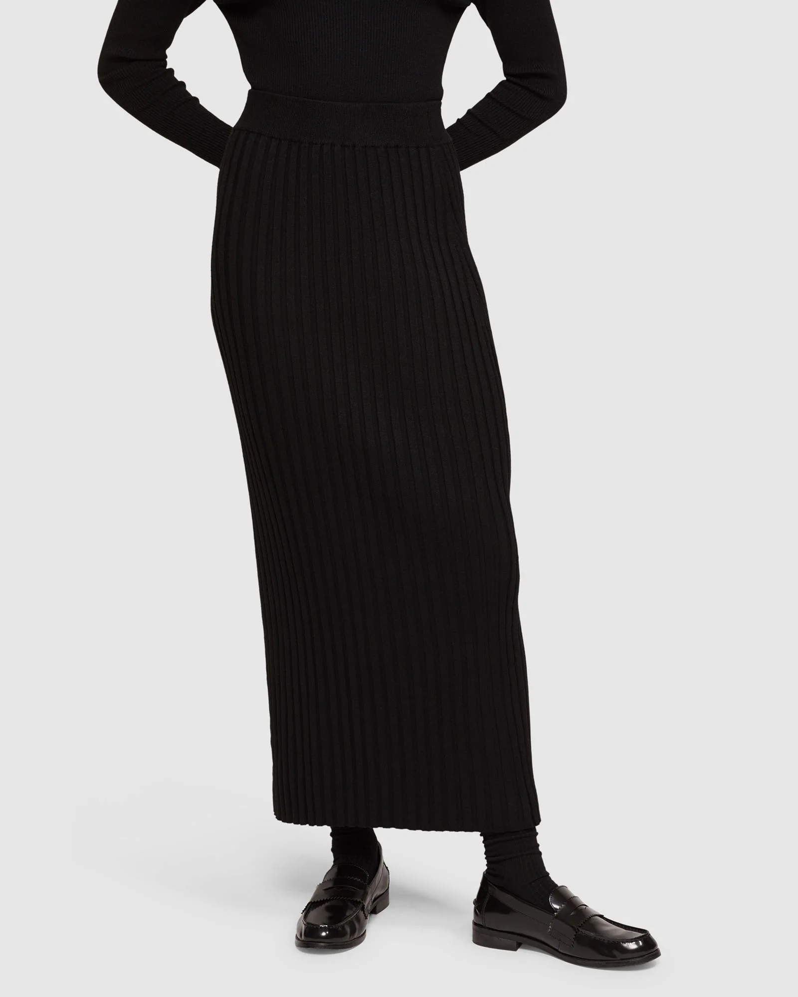 Scout Rib Skirt - Image 11