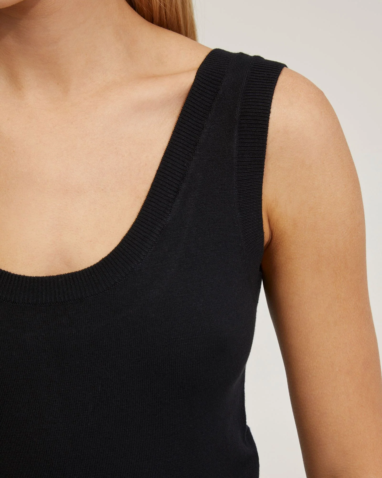 Stevie Knitted Tank - Image 18