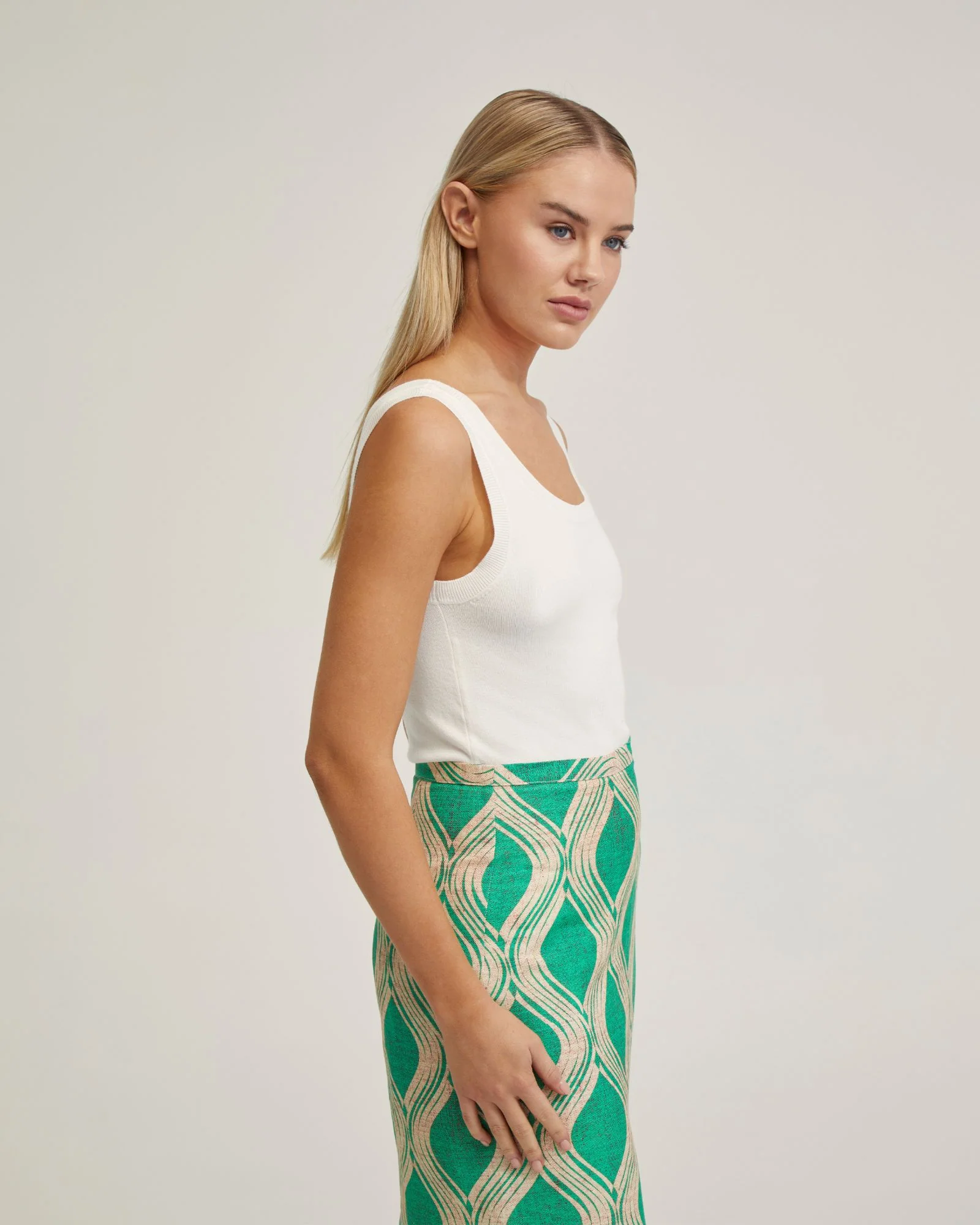 Stevie Knitted Tank - Image 20