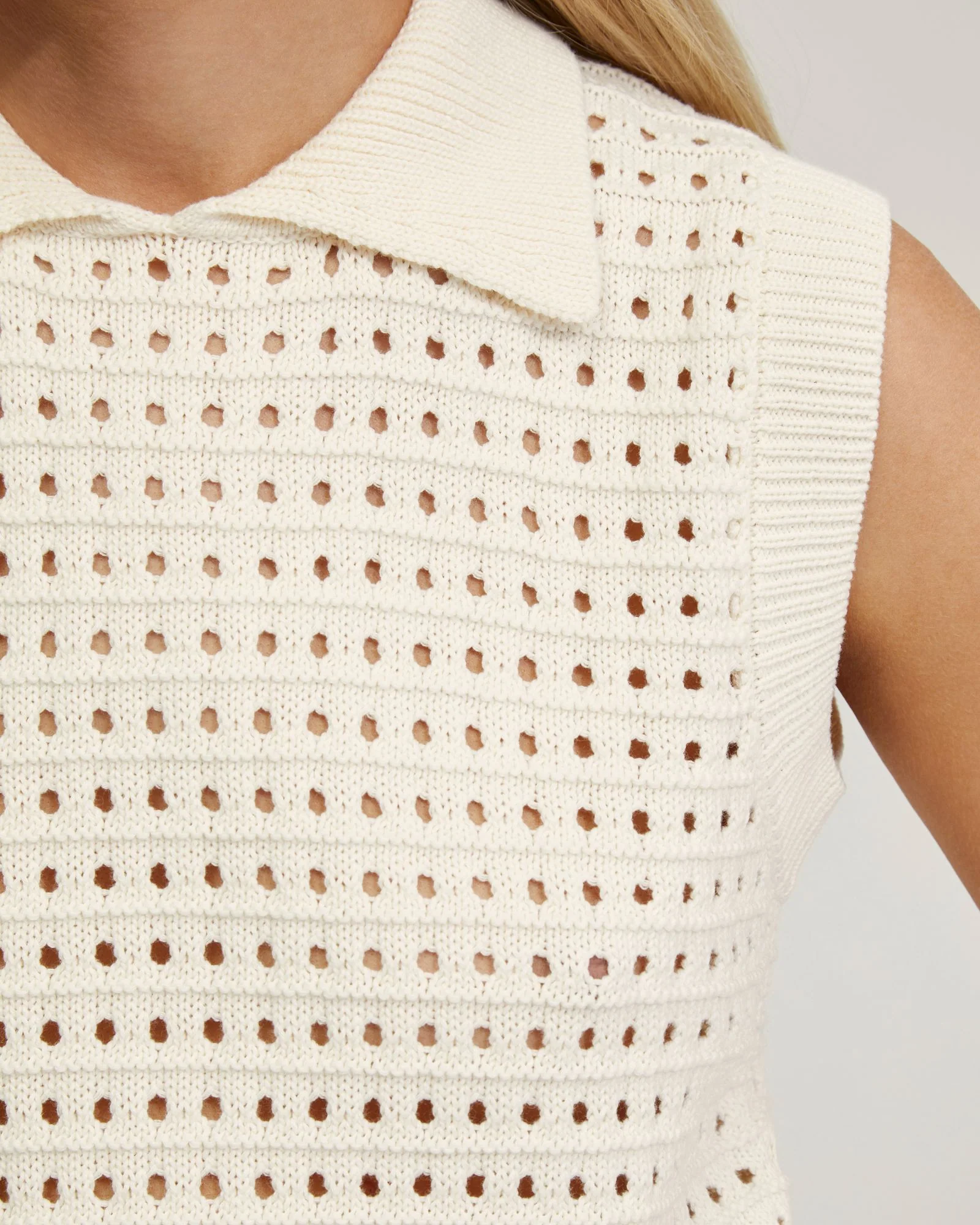 Tory Cotton Knitted Vest - Image 12