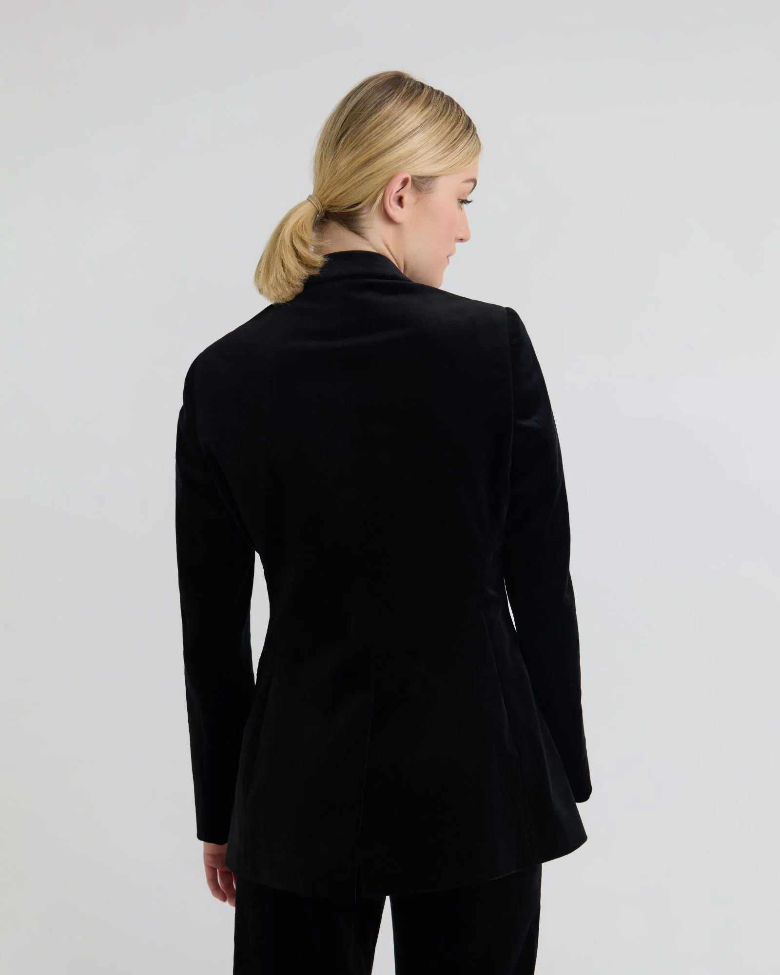 Trixie Stretch Velvet Blazer - Image 3