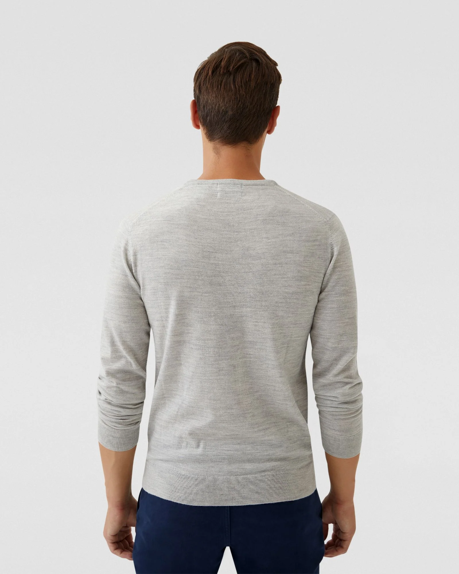 V-Neck Pure Merino Wool Knit - Image 15