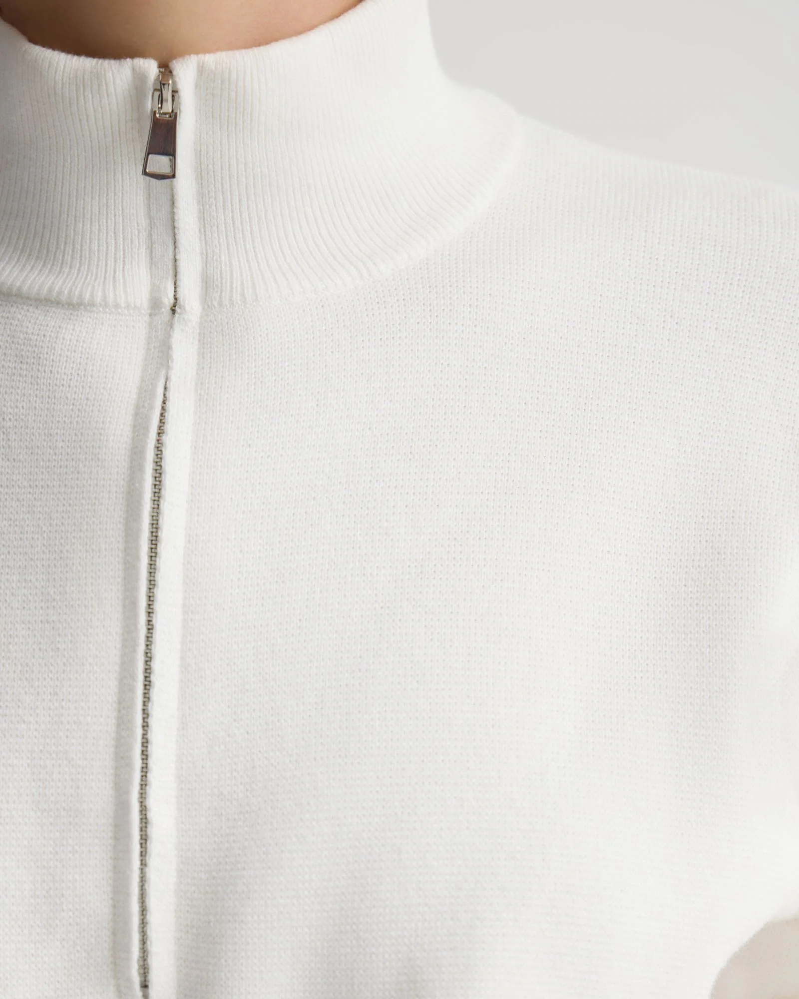 Victoria Crop Zip Neck Knit - Image 12