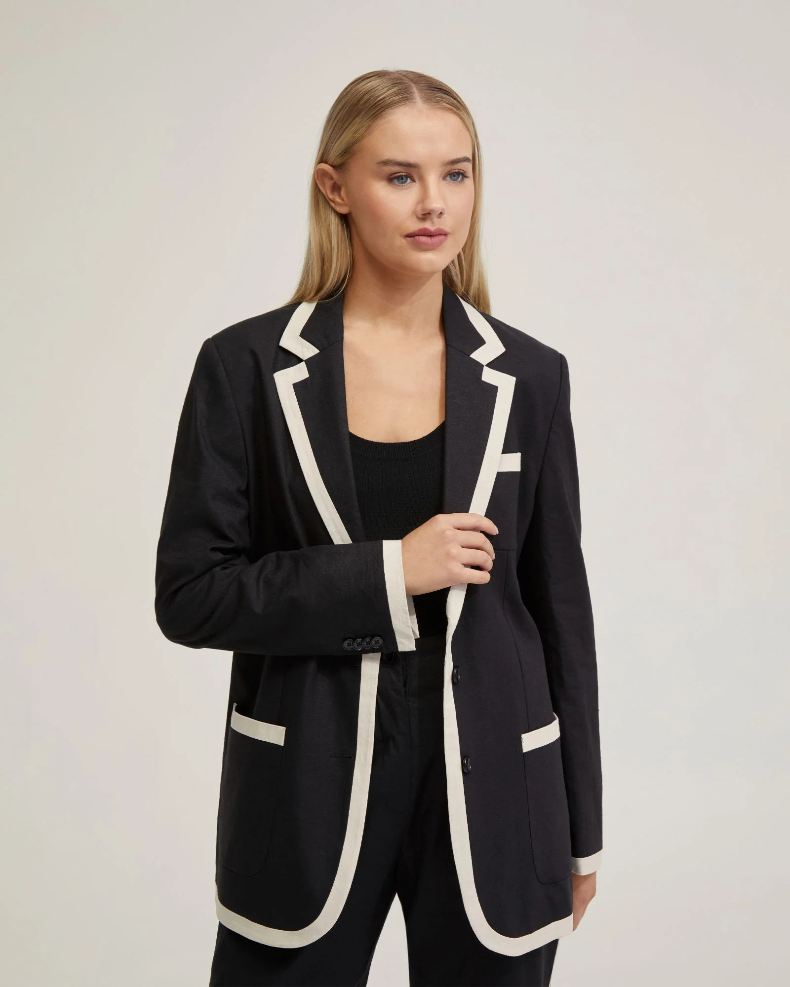 Willow Linen Jacket Contrast Trim - Image 5