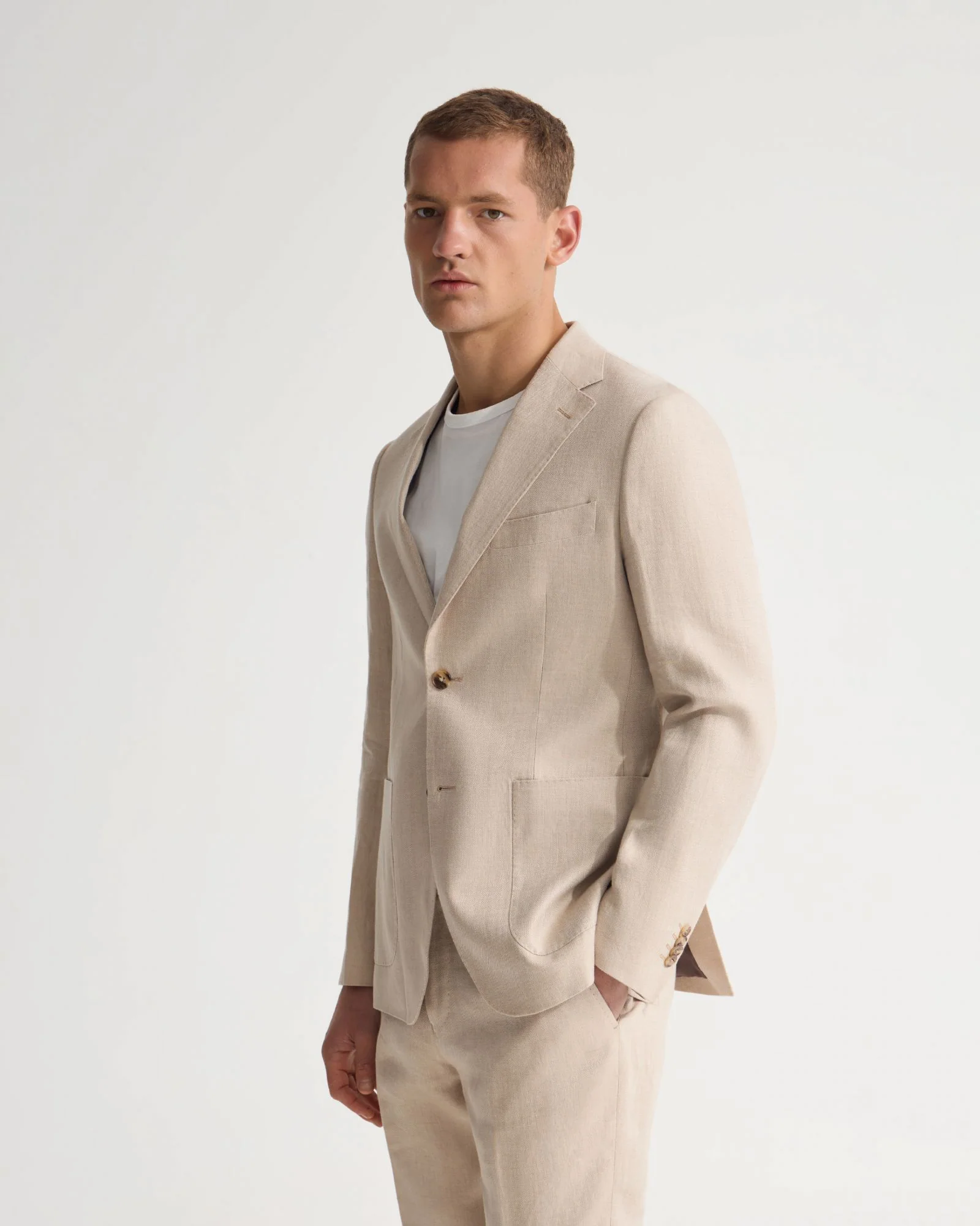 Wordsworth Linen Blazer - Image 8