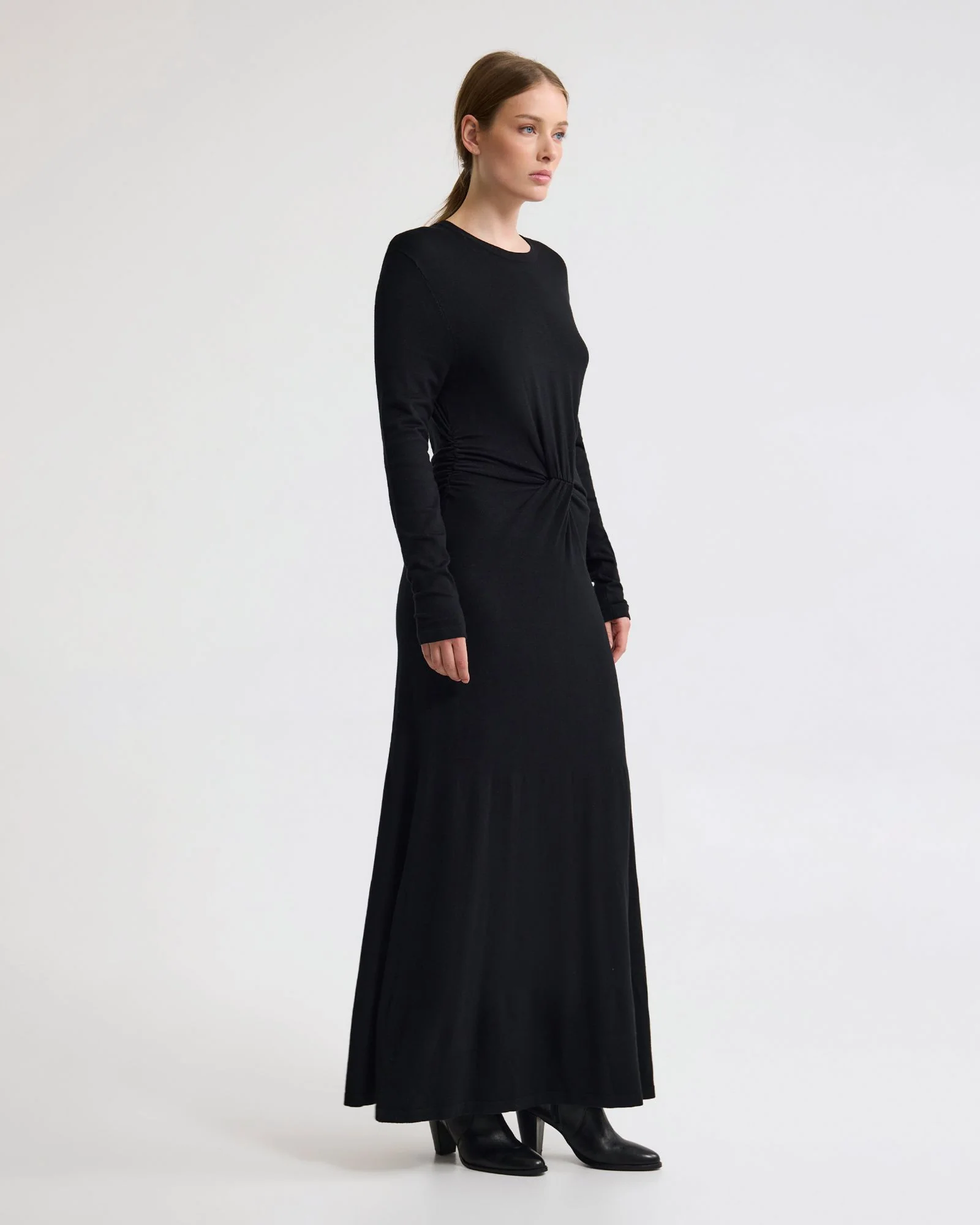 Yarra Knitted Dress - Image 11