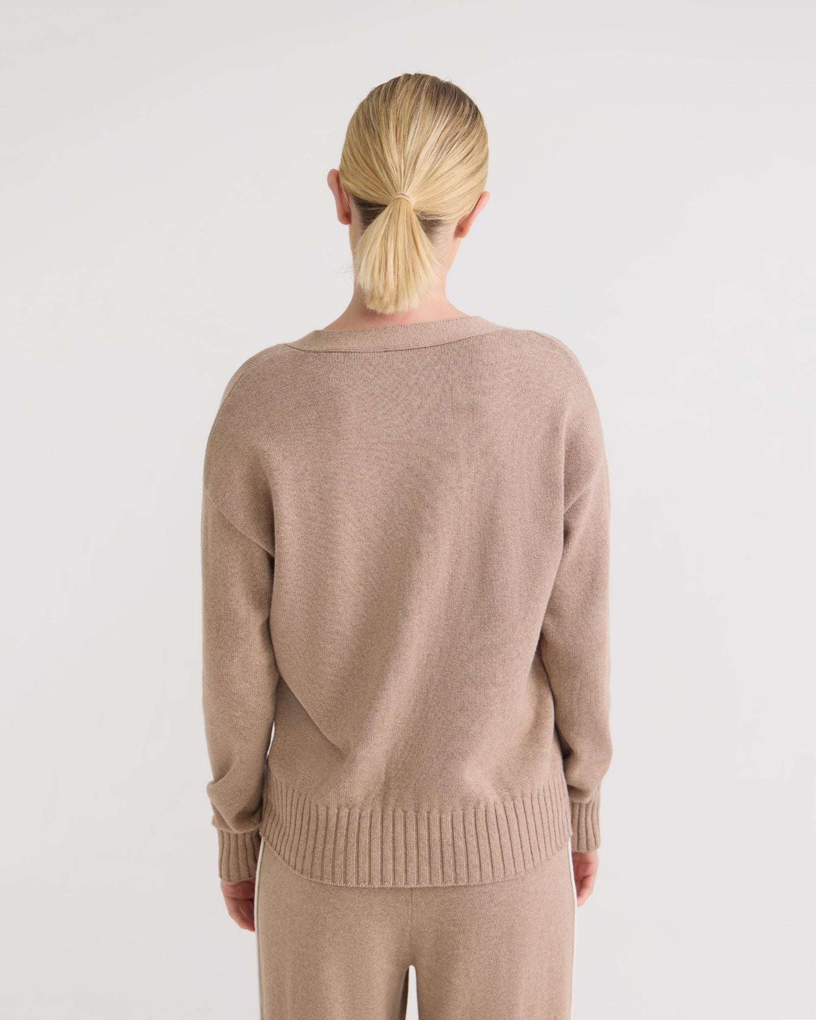 Zoe Cashmere Blend Cardigan - Image 9